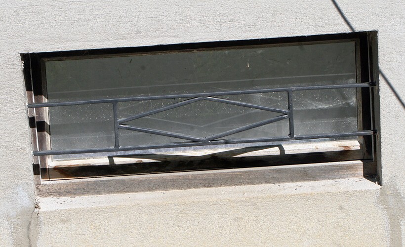 Grille pour fenêtre de cave